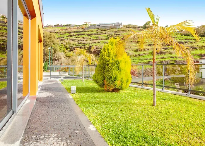 Villa Serramar Estreito Da Calheta