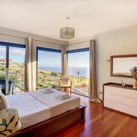 Serramar - Pool & Bbq By Lovelystay Villa Estreito Da Calheta